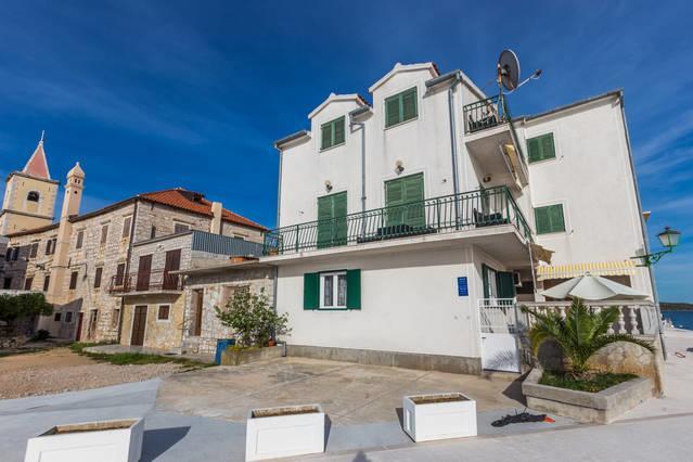 Apartment Masa Pirovac Zewnętrze zdjęcie