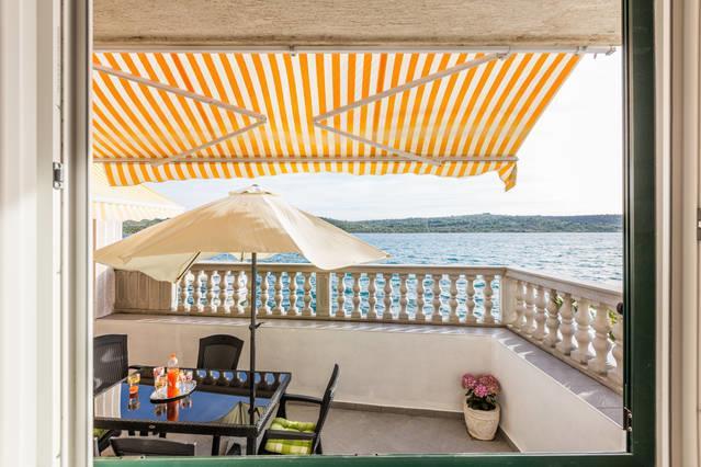 Apartment Masa Pirovac Zewnętrze zdjęcie