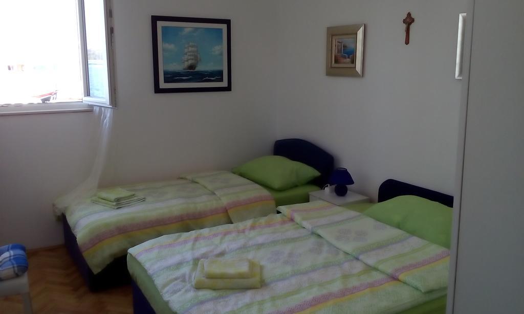 Apartment Masa Pirovac Zewnętrze zdjęcie